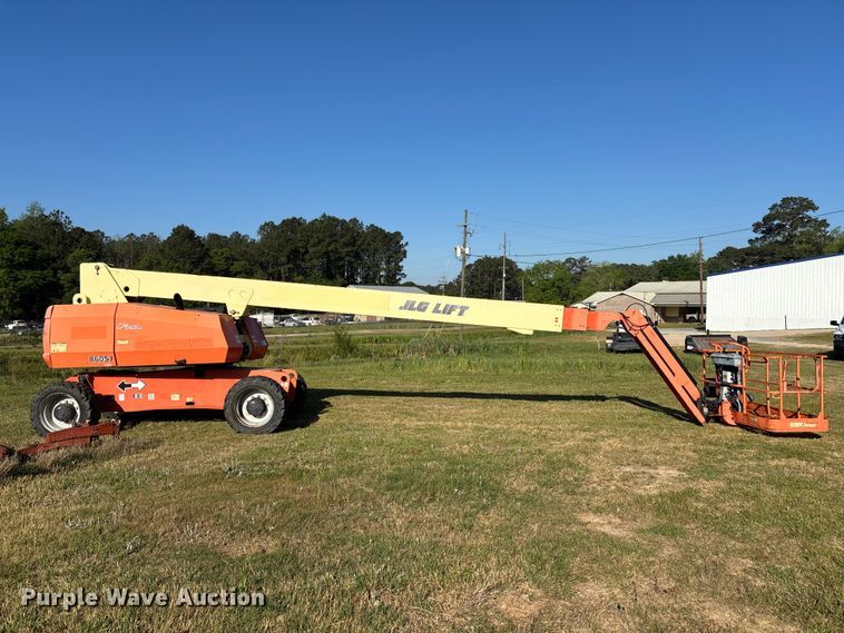 image for item DU0465 2005 JLG 860SJ boom lift