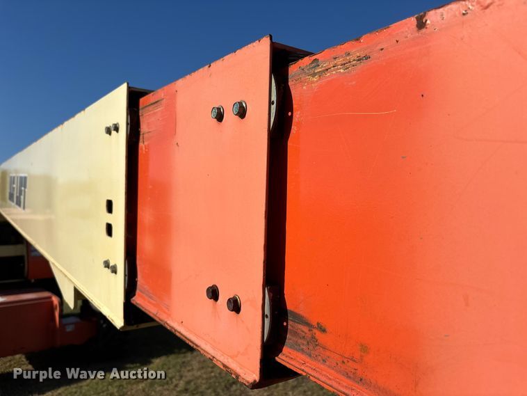 image for item DU0465 2005 JLG 860SJ boom lift