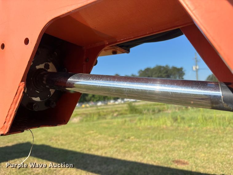 image for item DU0465 2005 JLG 860SJ boom lift