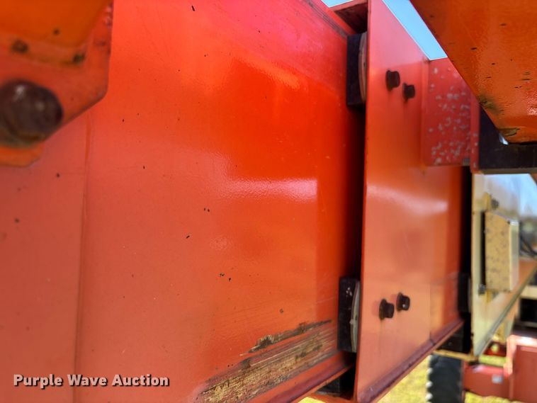 image for item DU0465 2005 JLG 860SJ boom lift