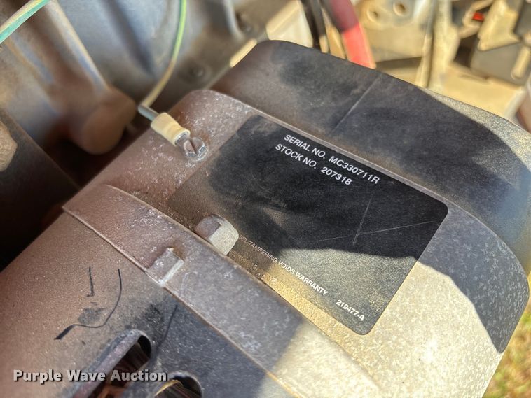 image for item DU0465 2005 JLG 860SJ boom lift