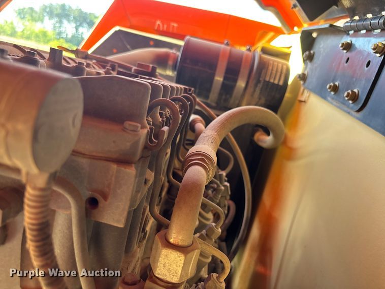 image for item DU0465 2005 JLG 860SJ boom lift