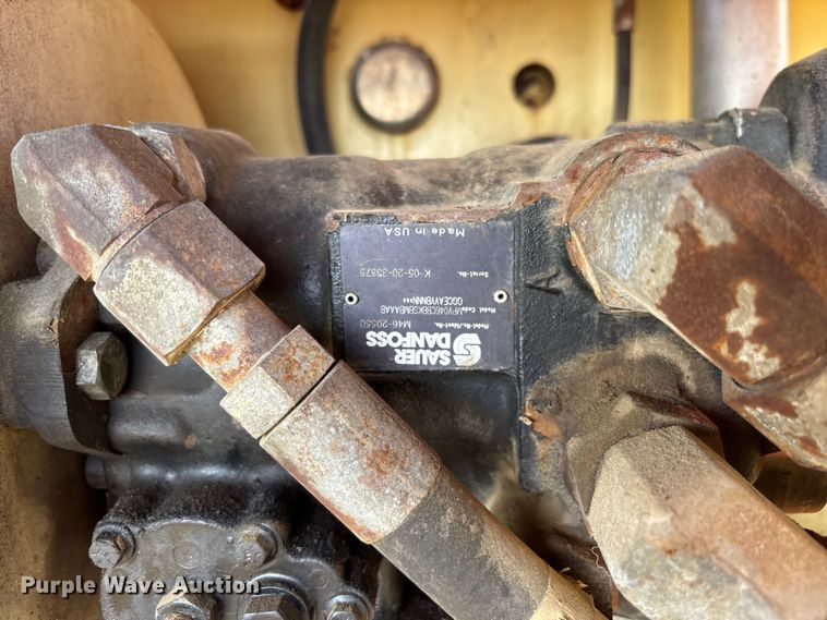 image for item DU0465 2005 JLG 860SJ boom lift