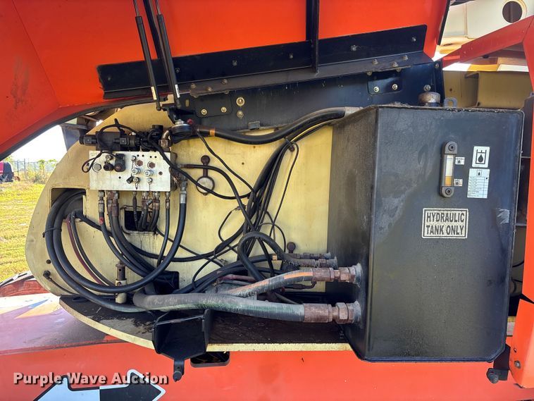 image for item DU0465 2005 JLG 860SJ boom lift