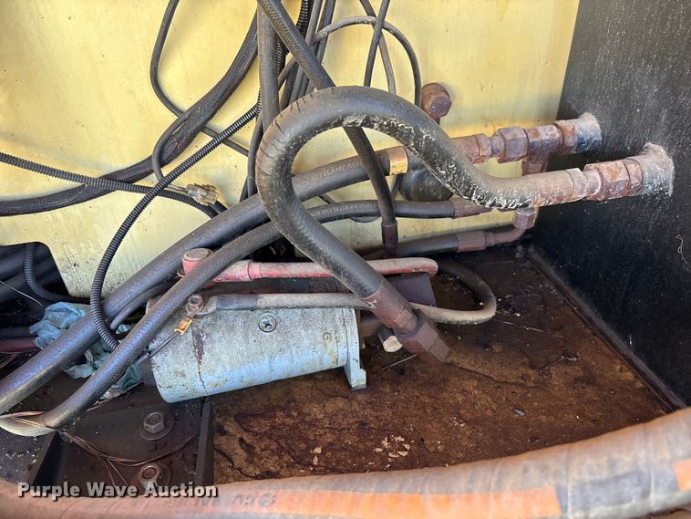 image for item DU0465 2005 JLG 860SJ boom lift