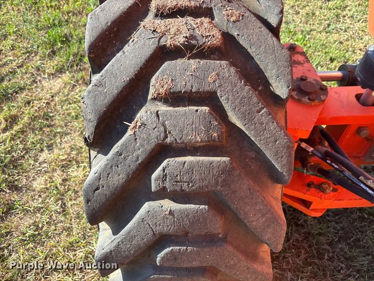 image for item DU0465 2005 JLG 860SJ boom lift