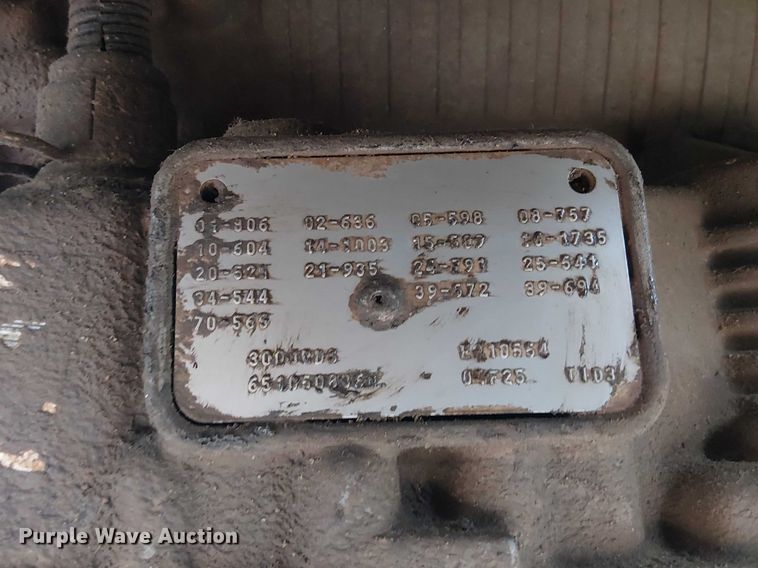 image for item DU3113 2005 International 7300 bucket truck