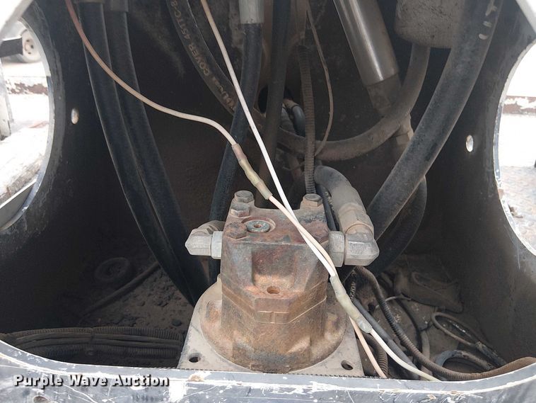 image for item DU3114 2007 International 7300 bucket truck