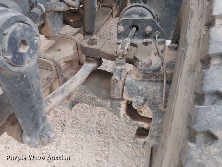 image for item DU3114 2007 International 7300 bucket truck