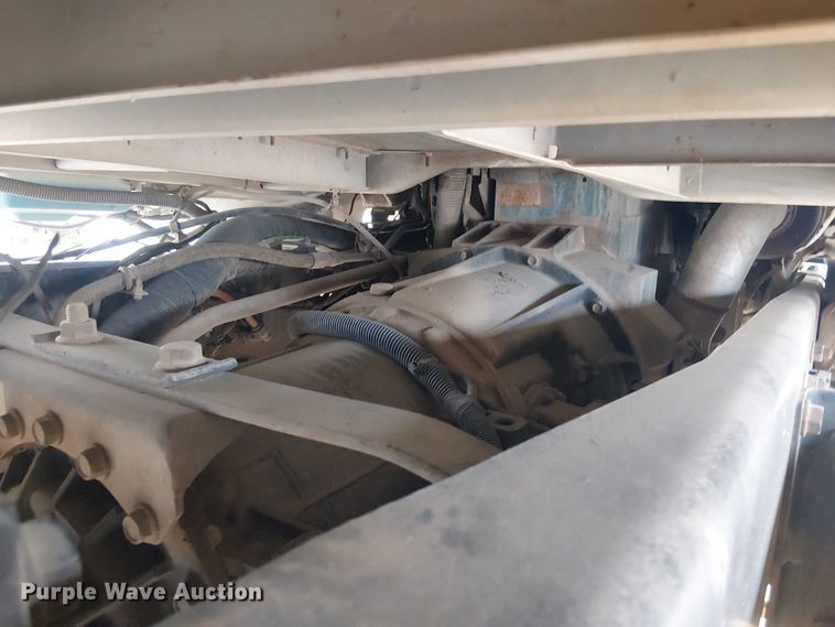 image for item DU3114 2007 International 7300 bucket truck