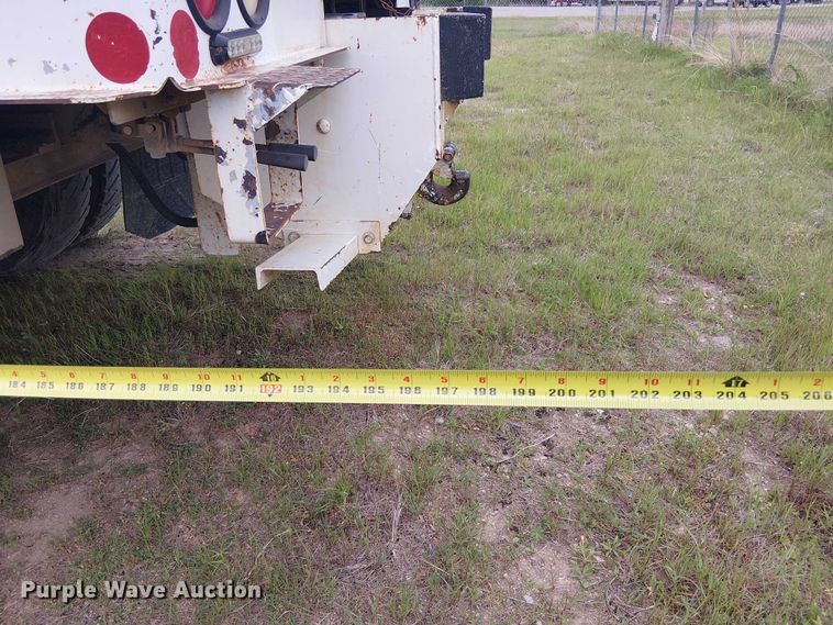 image for item DU3114 2007 International 7300 bucket truck