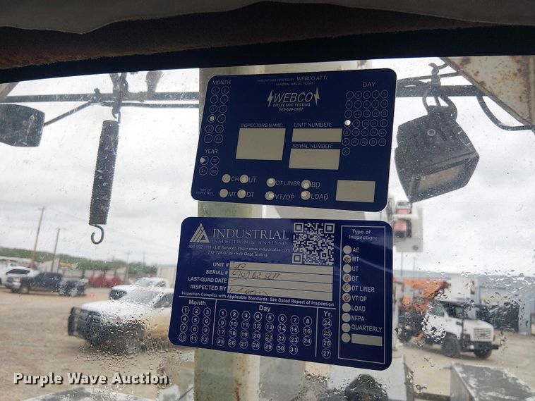 image for item DU3114 2007 International 7300 bucket truck