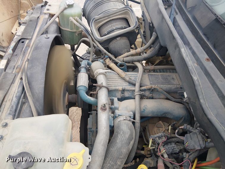 image for item DU3114 2007 International 7300 bucket truck