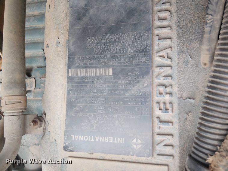 image for item DU3114 2007 International 7300 bucket truck