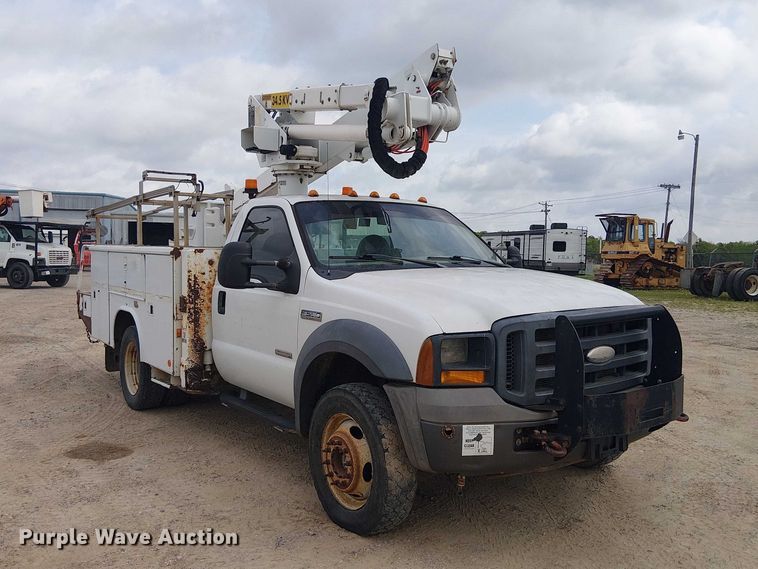 image for item DU3115 2005 Ford F550 