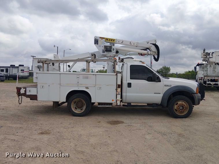 image for item DU3115 2005 Ford F550 