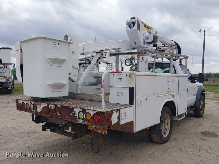 image for item DU3115 2005 Ford F550 