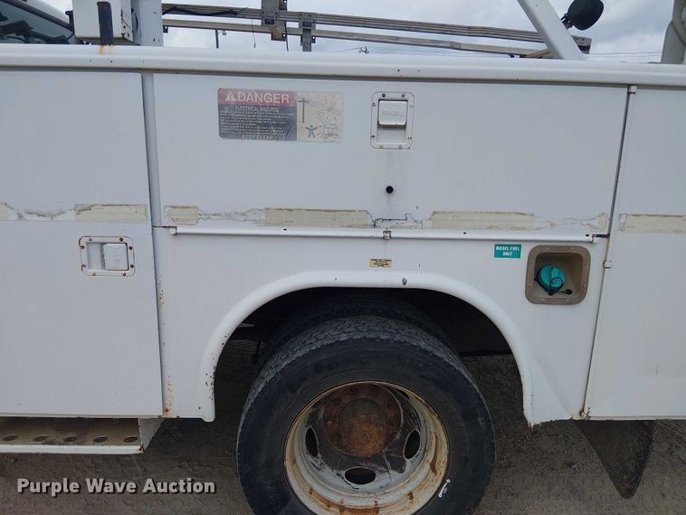 image for item DU3115 2005 Ford F550 