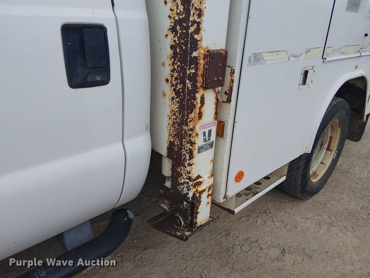 image for item DU3115 2005 Ford F550 