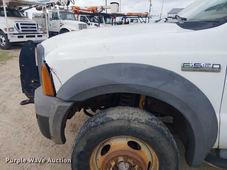 image for item DU3115 2005 Ford F550 