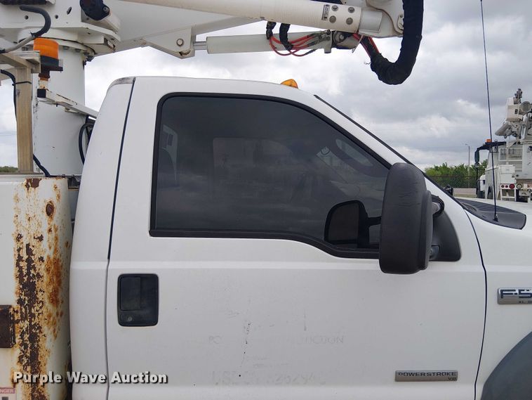 image for item DU3115 2005 Ford F550 