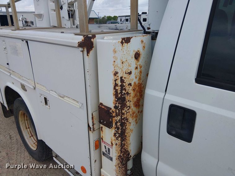 image for item DU3115 2005 Ford F550 