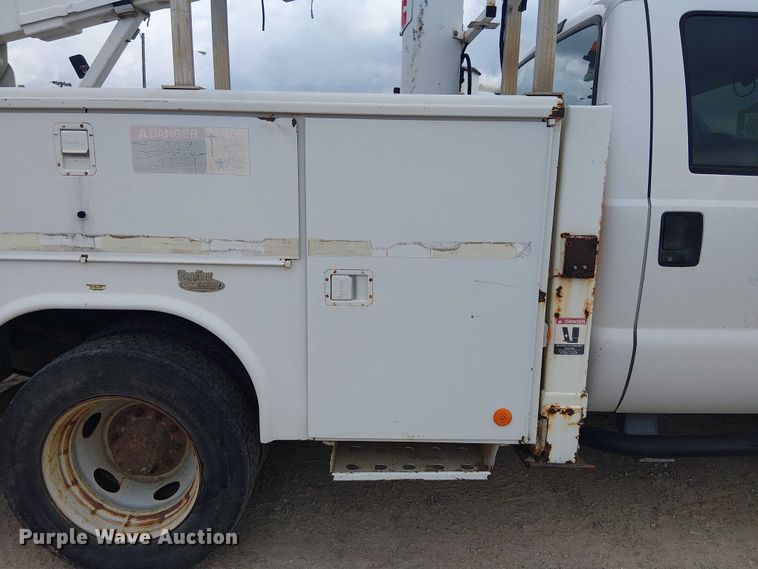 image for item DU3115 2005 Ford F550 