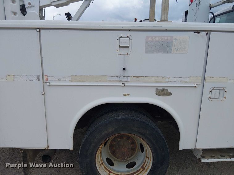 image for item DU3115 2005 Ford F550 