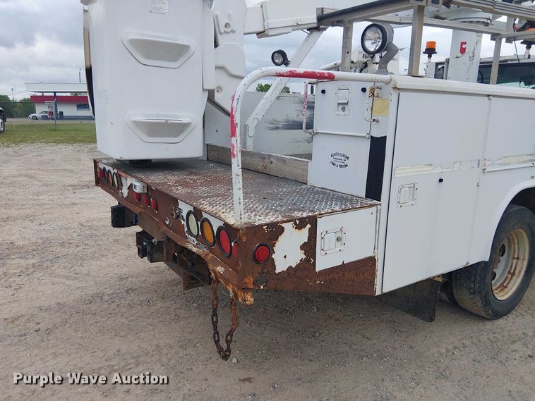 image for item DU3115 2005 Ford F550 