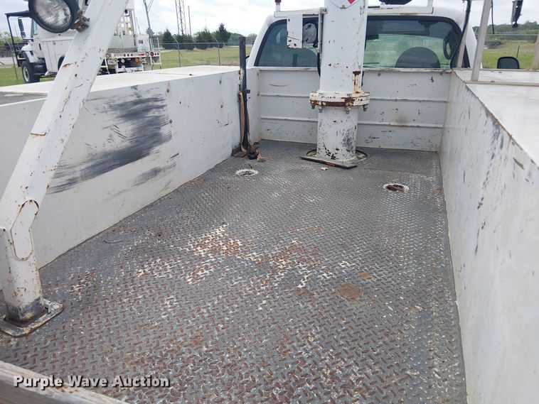 image for item DU3115 2005 Ford F550 