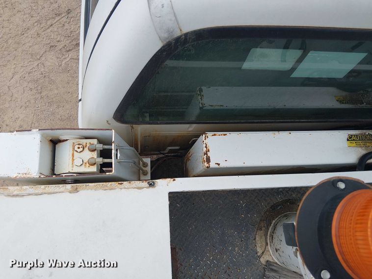 image for item DU3115 2005 Ford F550 