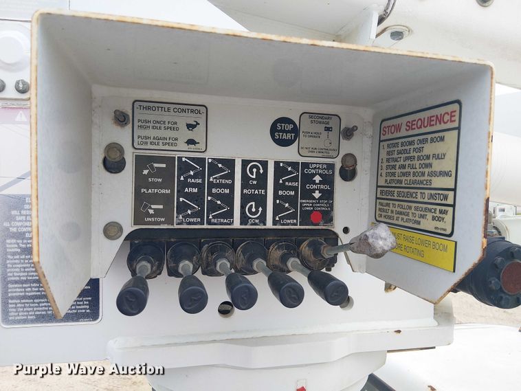 image for item DU3115 2005 Ford F550 