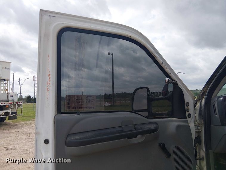 image for item DU3115 2005 Ford F550 