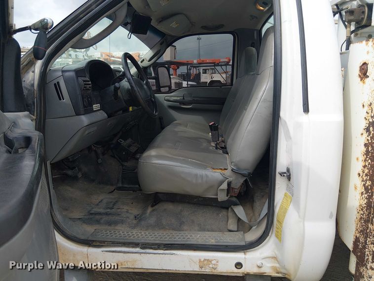 image for item DU3115 2005 Ford F550 