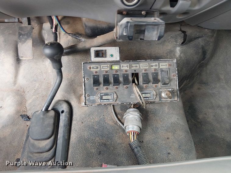 image for item DU3115 2005 Ford F550 