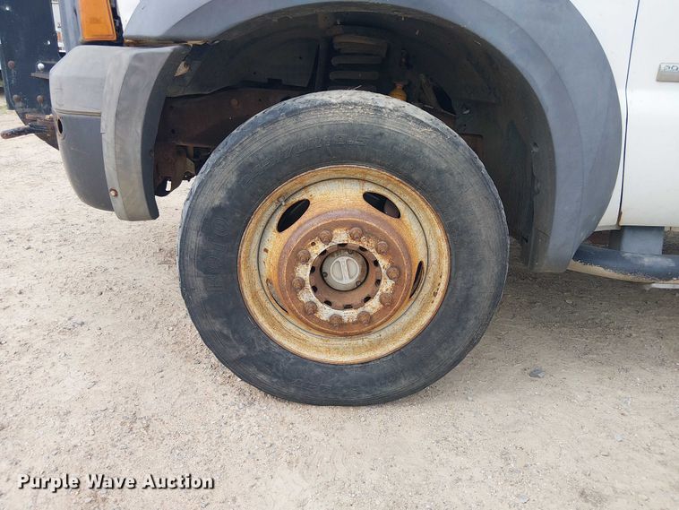 image for item DU3115 2005 Ford F550 