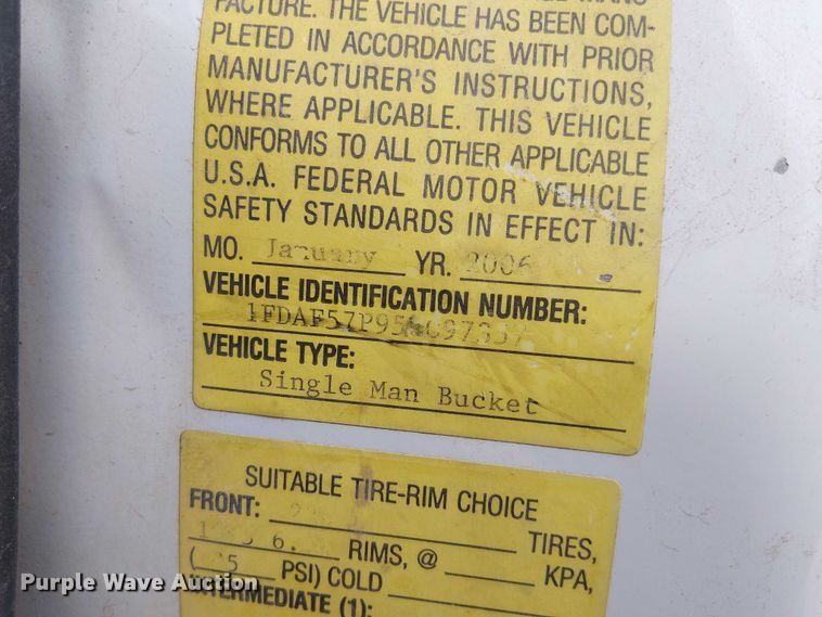 image for item DU3115 2005 Ford F550 