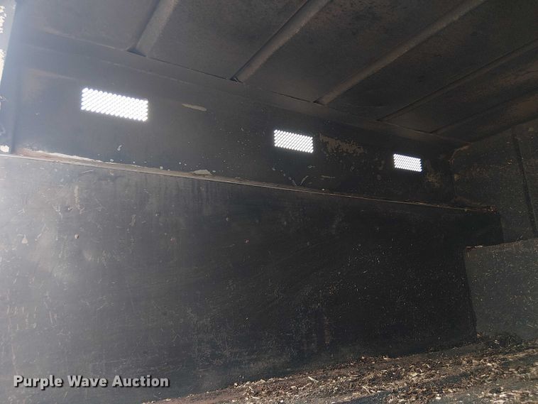 image for item DU3116 2005 GMC C7500 forestry bucket truck