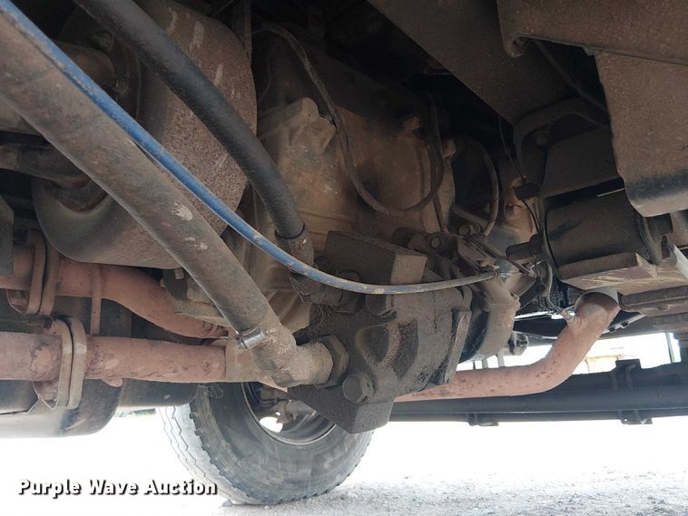 image for item DU3116 2005 GMC C7500 forestry bucket truck