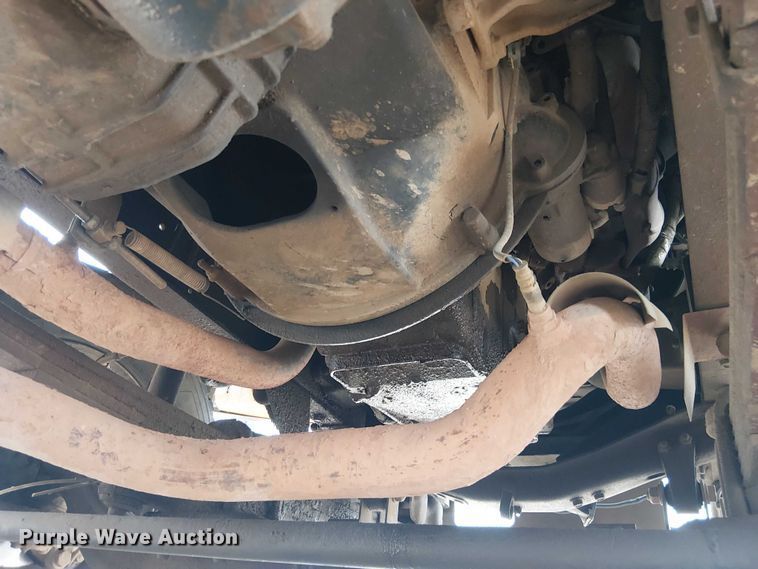 image for item DU3116 2005 GMC C7500 forestry bucket truck