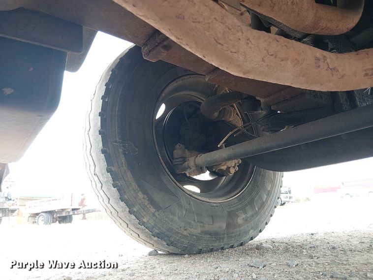 image for item DU3116 2005 GMC C7500 forestry bucket truck