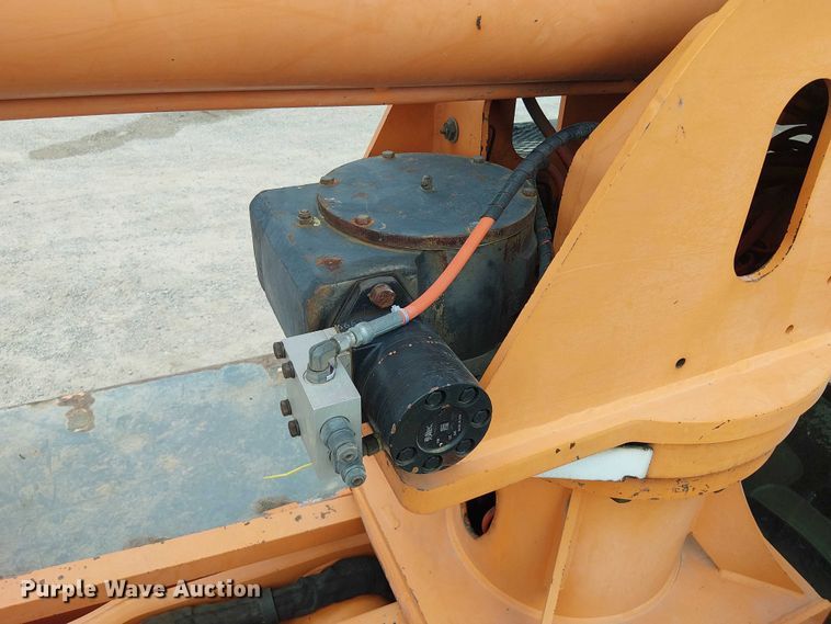 image for item DU3116 2005 GMC C7500 forestry bucket truck