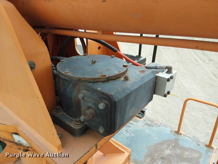 image for item DU3116 2005 GMC C7500 forestry bucket truck