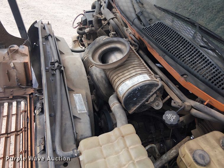 image for item DU3116 2005 GMC C7500 forestry bucket truck