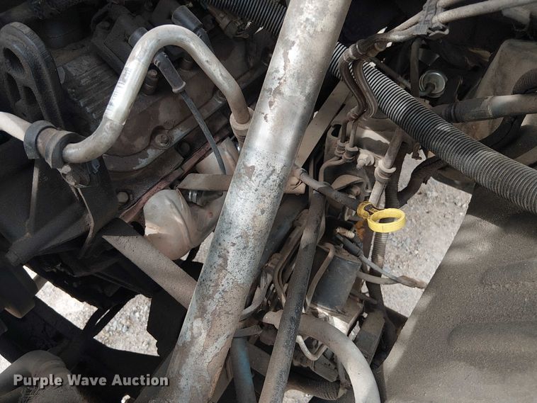 image for item DU3116 2005 GMC C7500 forestry bucket truck