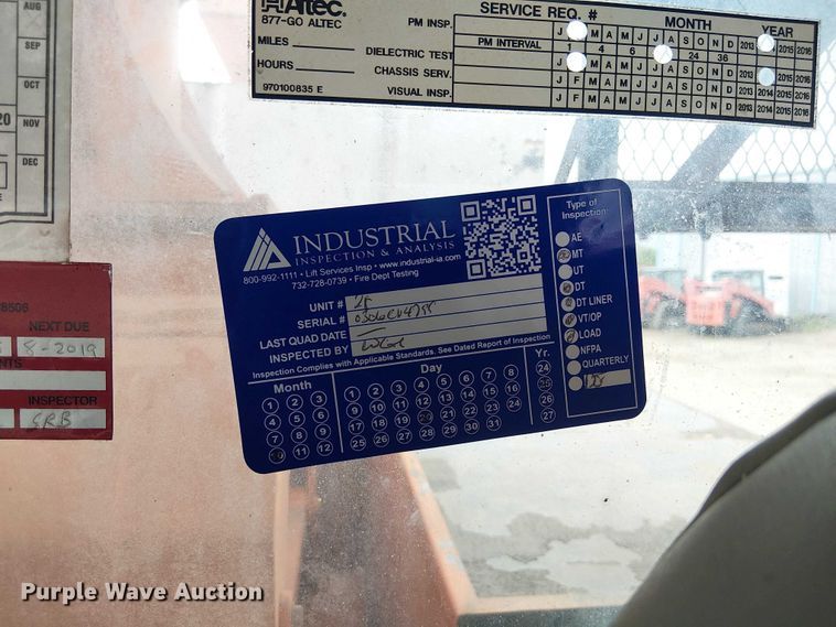 image for item DU3116 2005 GMC C7500 forestry bucket truck