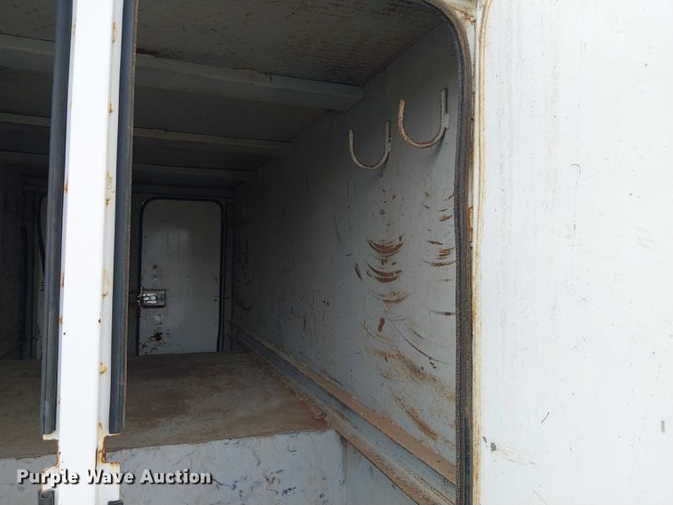 image for item DU3118 2000 Ford F750 digger derrick truck