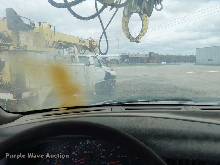 image for item DU3118 2000 Ford F750 digger derrick truck