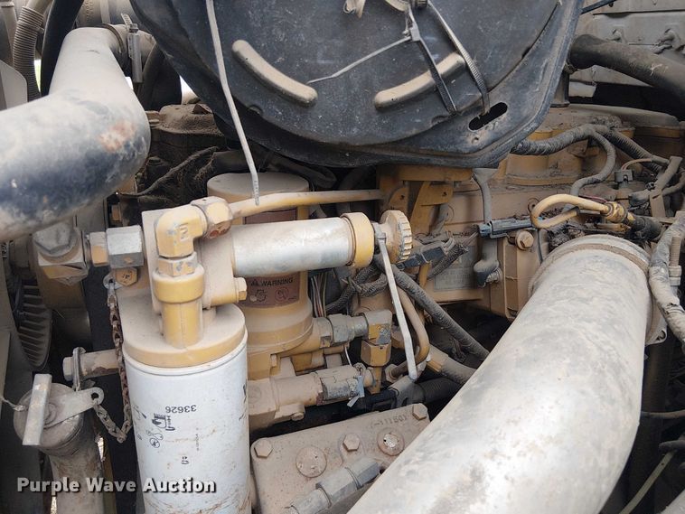 image for item DU3118 2000 Ford F750 digger derrick truck