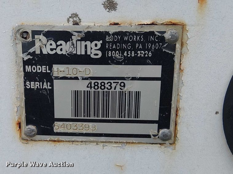 image for item DU3118 2000 Ford F750 digger derrick truck